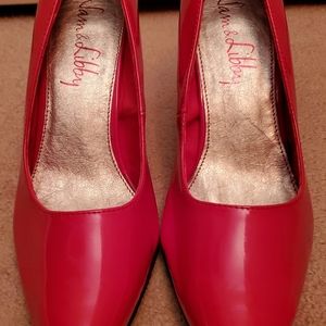 Sam & Libby Red Patent Heels Size 8